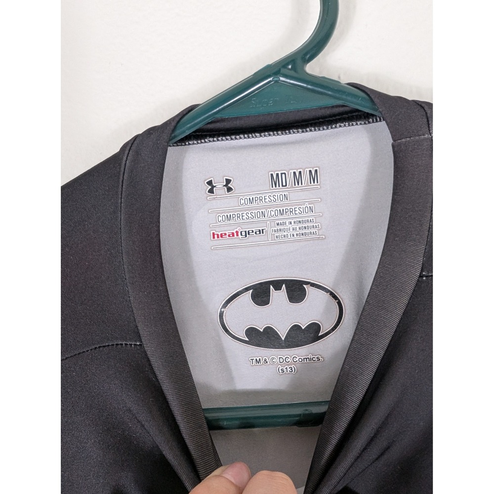 Under Armour Mens M Alter Ego Batman Compression Shirt Black Grey Gym Workout - Picture 5 of 11